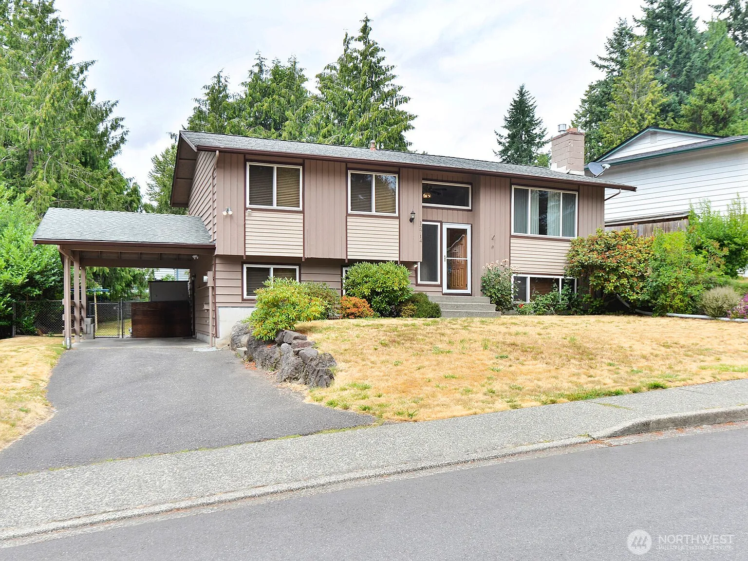12714 SE 190th Place photo 1