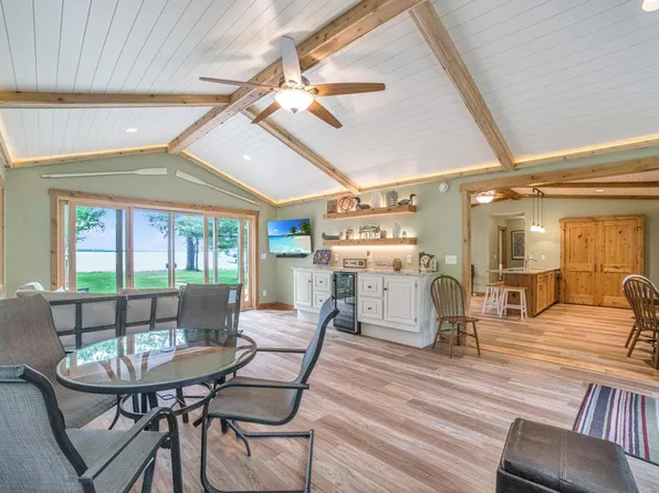 28131 Pelican Lake Rd, Merrifield, MN 56465