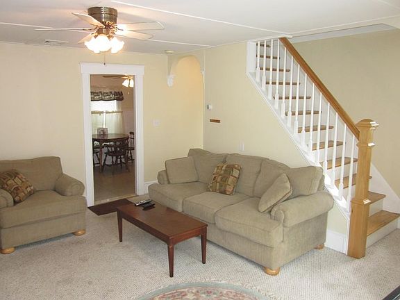 5th image of 711 Washington St #3
