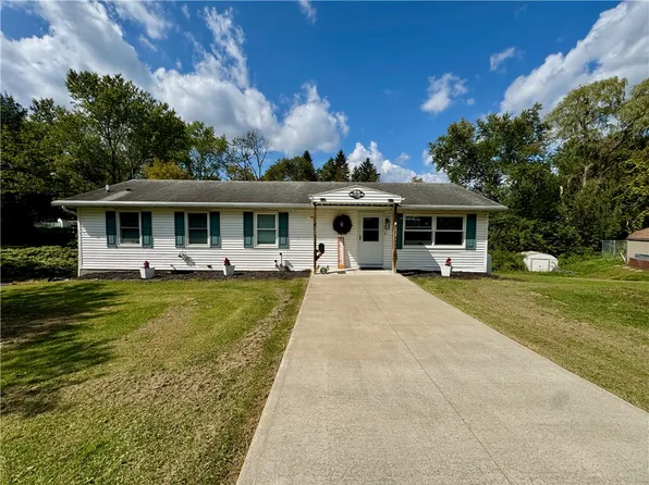 4 Cayuga St, Sidney, NY 13838