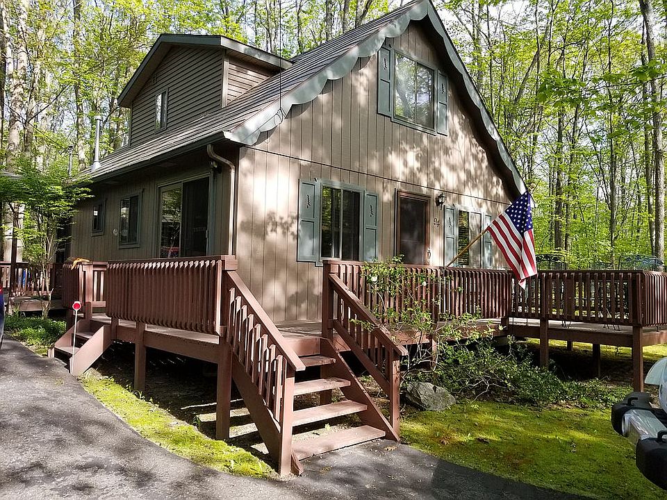 2nd image of 94 Caduca Ln