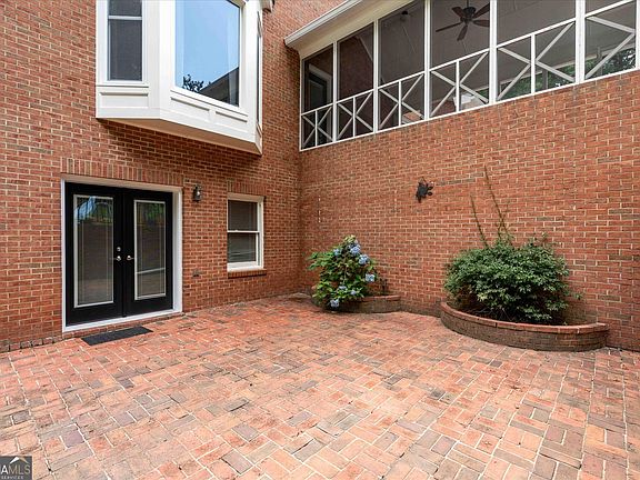 5th image of 120 Lisa Ln