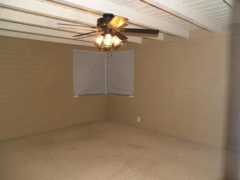 1418 Bryn Mawr Ave — Photo 10
