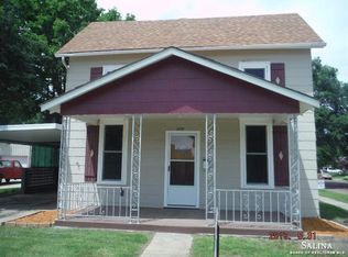 721 W Elm St, Salina, KS 67401
