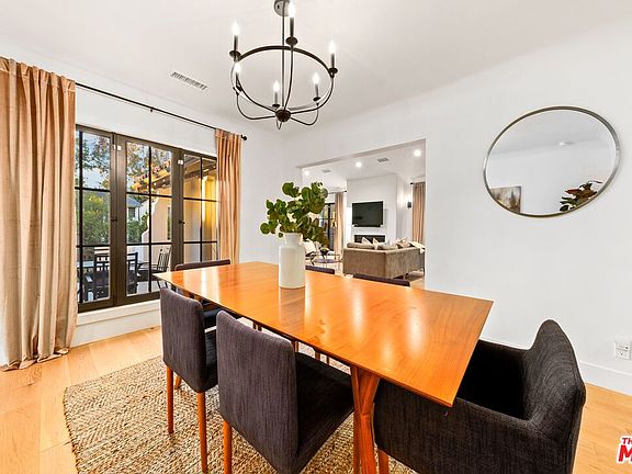 5th image of 1022 S Longwood Ave