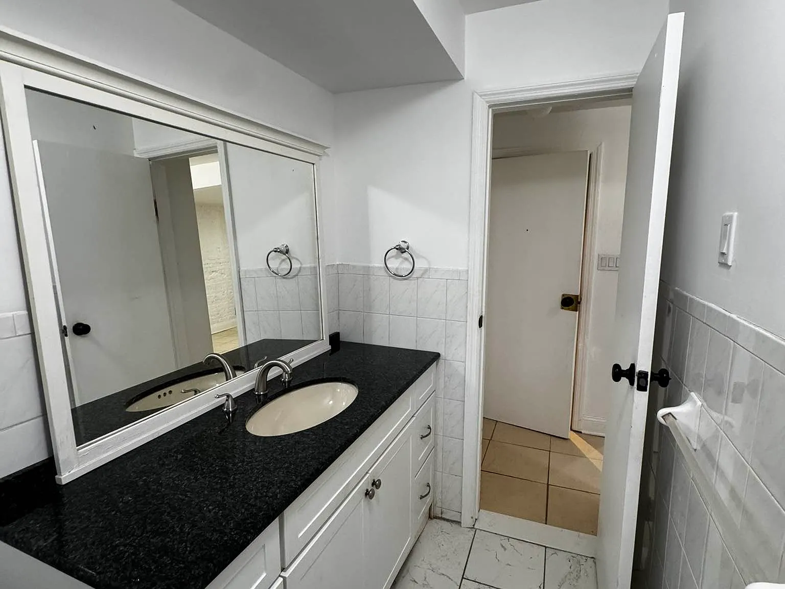 64 Bainbridge Street — Photo 3