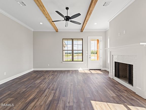 4th image of 101 Long Creek Ln