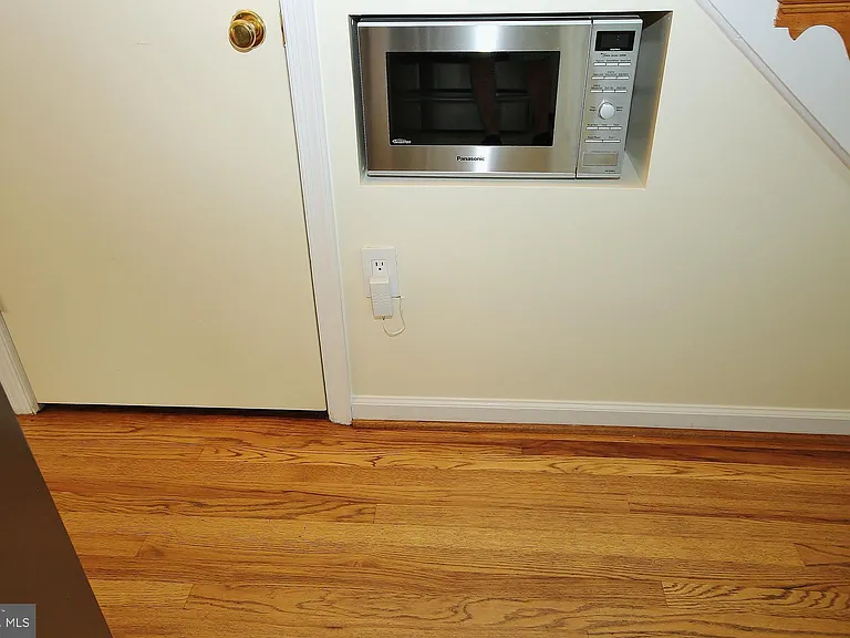 1006 Wythe St — Photo 17