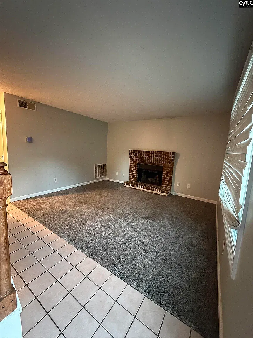2 bed, 1.5 bath, 1102 sqft, $1,500 — Photo 3