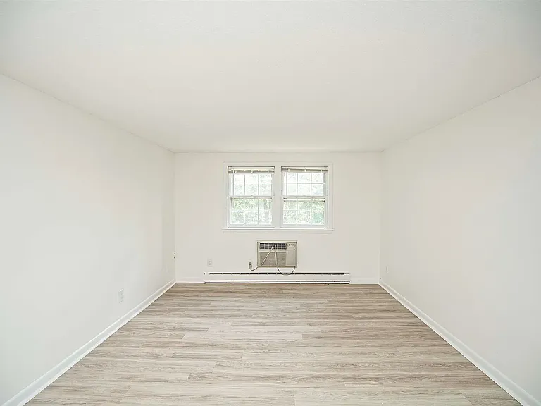 103 S Policy St — Photo 9