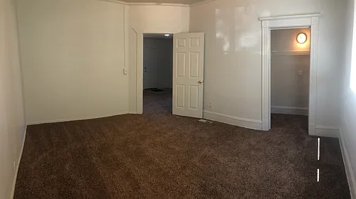 1328 W Dean Ave Photo 1