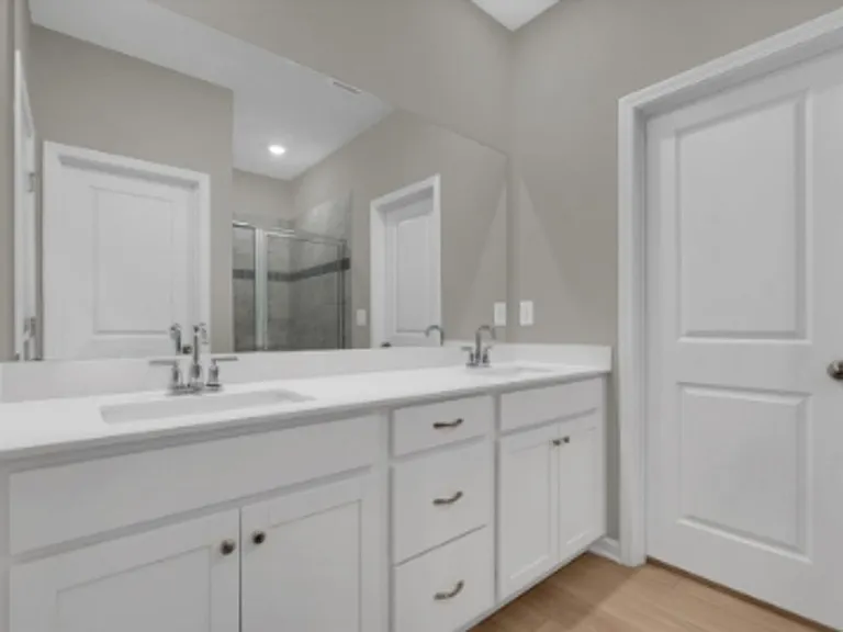 40 Ferryhill Dr — Photo 17