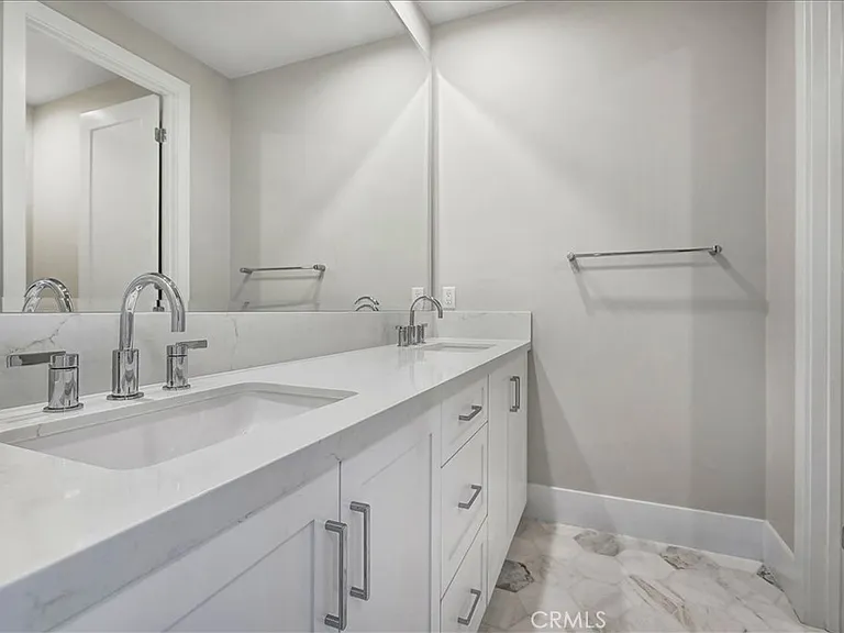 212 Mistwater — Photo 32