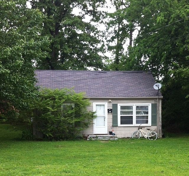 1st image of 1616 Farmer Ave