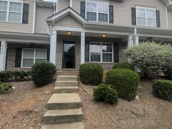 8434 Big Creek Ct, Matthews, NC 28105