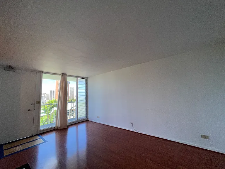 1077 Ala Napunani St #803 — Photo 2