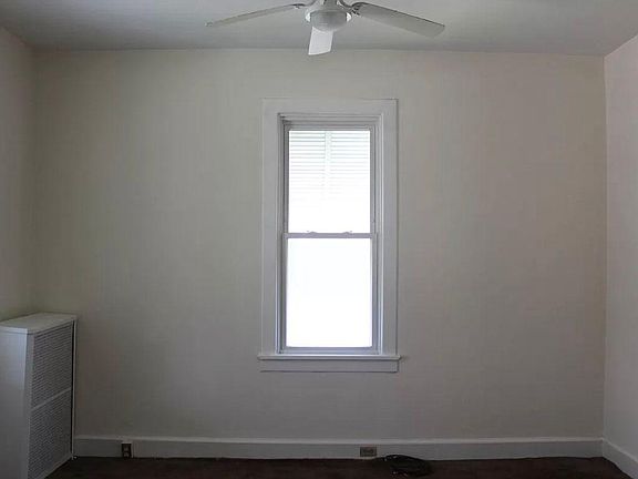 5th image of 829 Motter Ave