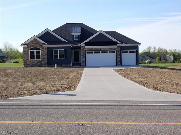 13235 Gar Hwy, Chardon, OH 44024