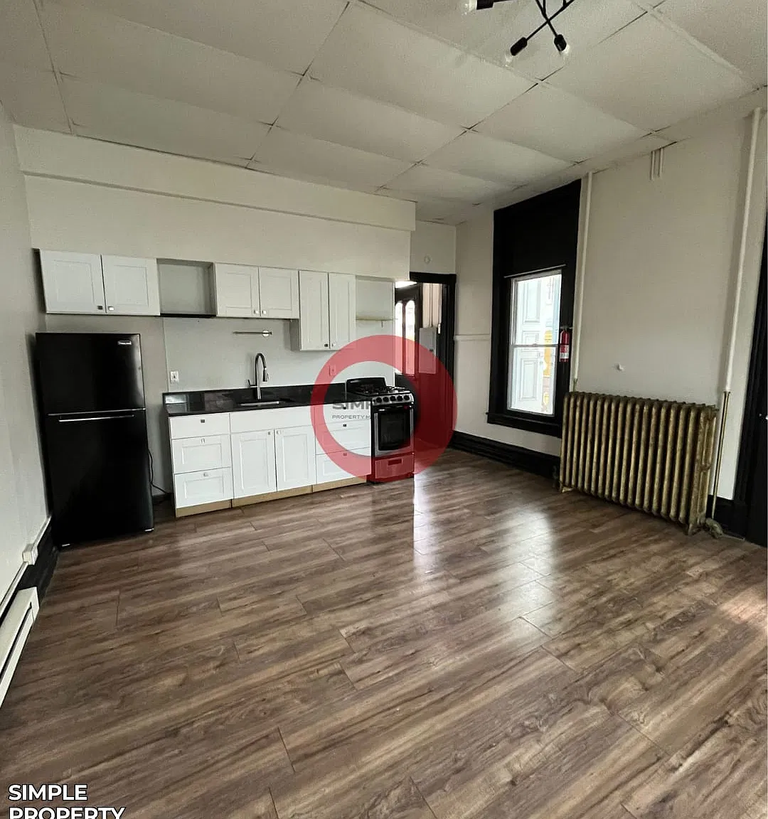 1 bed, $995 — Photo 1