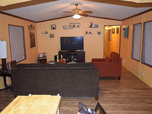 2nd image of 3823 Towhee Ln