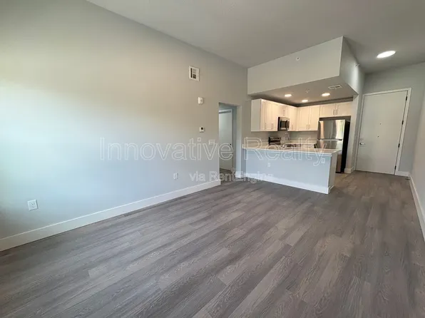 2240 Florida Dr, Deltona, FL