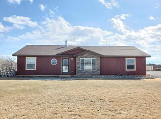 32 Caboose Ln, Cody, WY 82414