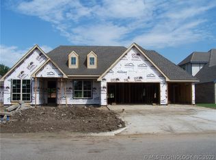 7713 N 144th East Ave, Owasso, OK 74055