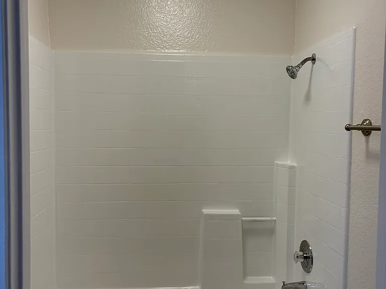 1321 Peckham St #8 — Photo 13