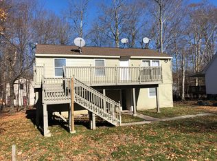 8136 Pecan Ter, Tobyhanna, PA 18466