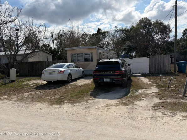 16124 Fruitville St, Spring Hill, FL 34604