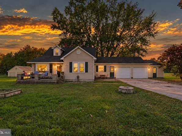 24407 Three Notch Rd, Hollywood, MD 20636