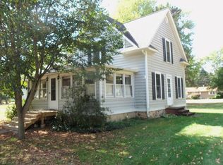 425 W Jackson St, Tekonsha, MI 49092