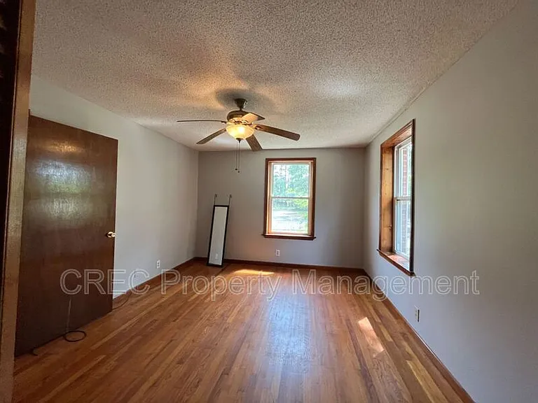 1132 Children Rd — Photo 32
