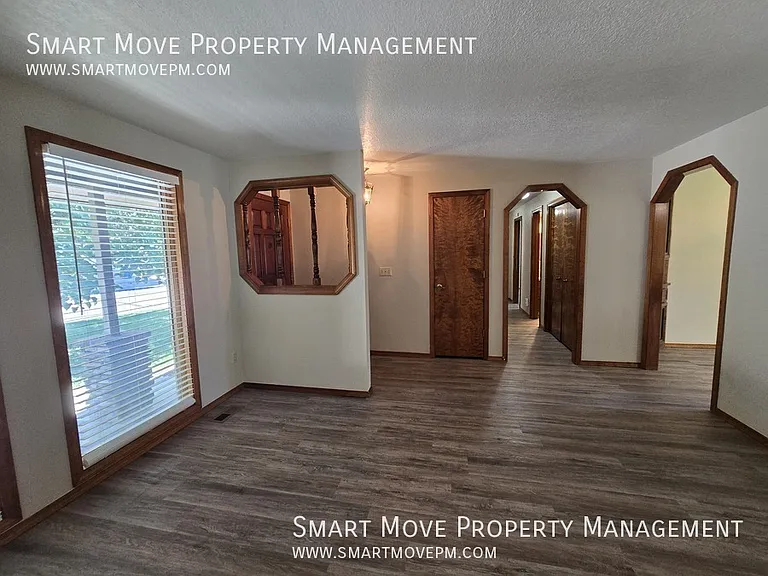 3312 S Norfolk Way — Photo 9