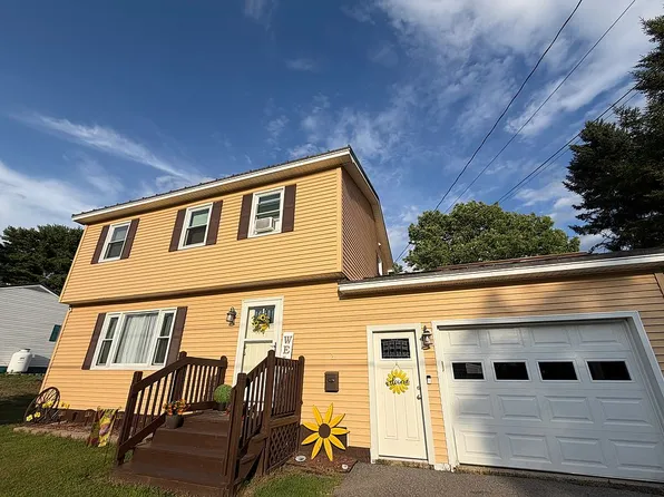 21 Western Ave, East Millinocket, ME 04430