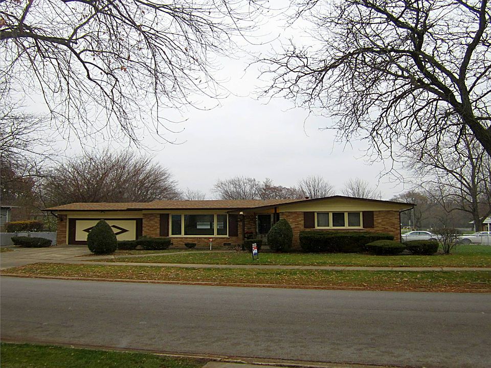 1st image of 218 N Park