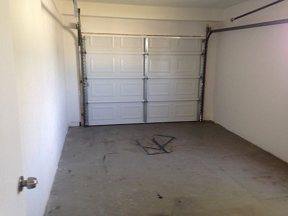 3rd image of 8554 Fay Ave