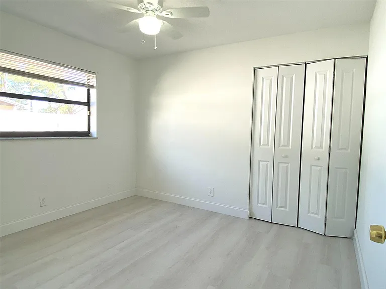 320 NW 4th Ave #1 — Photo 11