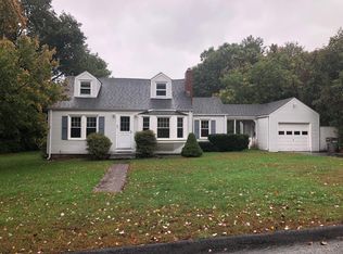 23 Lyndale St, Manchester, CT 06040