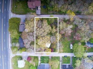 8 Sunset Rd, Narragansett, RI 02882