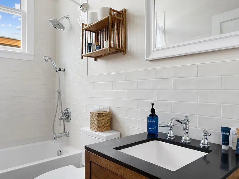 230 Rutledge Ave #B — Photo 22