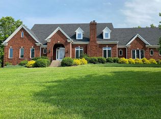 12047 Hunting Crest Dr, Prospect, KY 40059