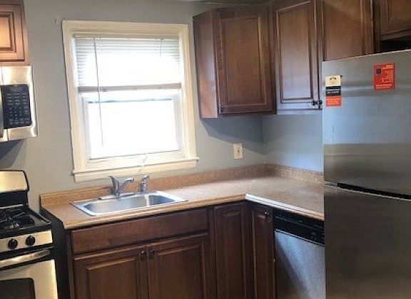 4th image of 307 Columbus Ave APT 4