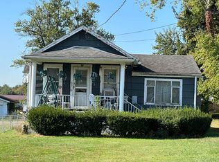 222 May Rd, Follansbee, WV 26037