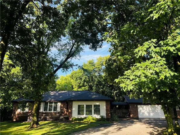 151 Cessna Rd, Gallatin, MO 64640