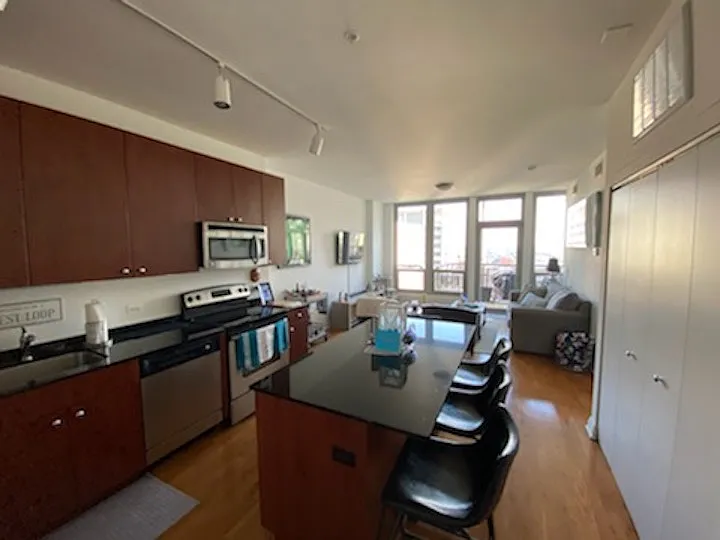 565 W Quincy St #1715 — Photo 4