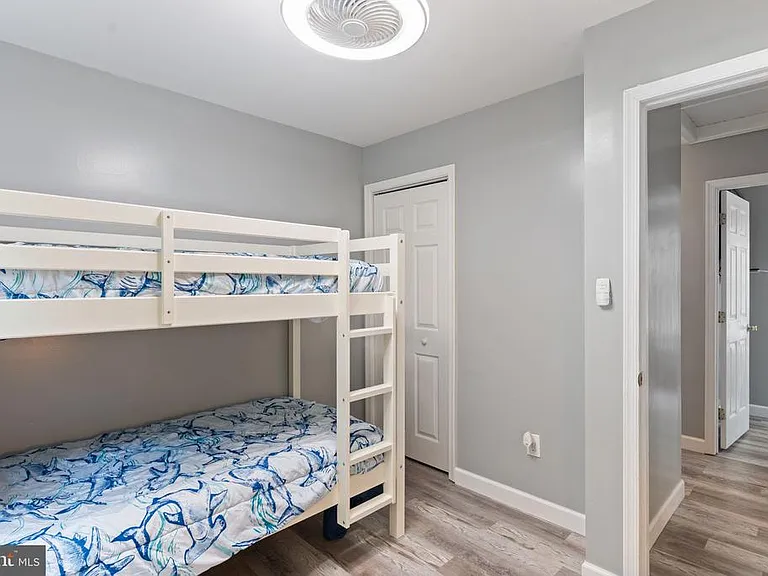 12258 Catalina Dr — Photo 20