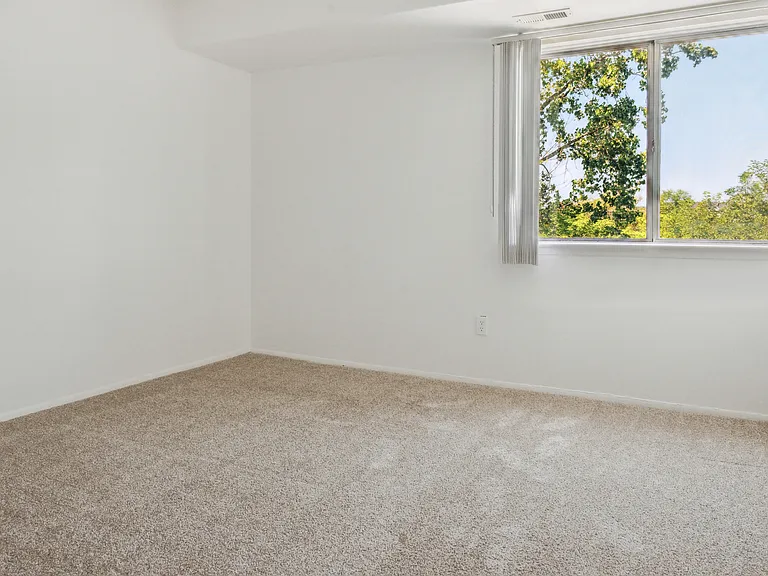 Waterview Farms Apartments — Photo 10