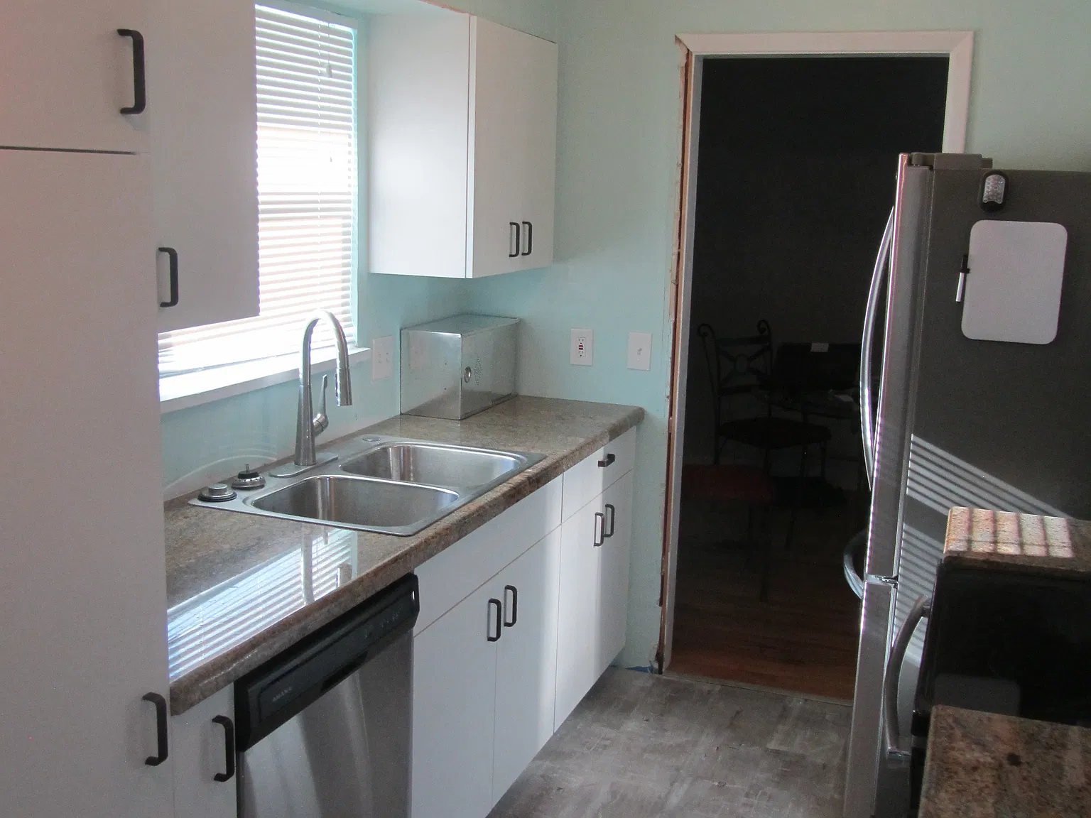 3 bed, 1900 sqft, $2,750 — Photo 3