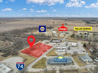 940 E Clinton Ave, Farmer City, IL